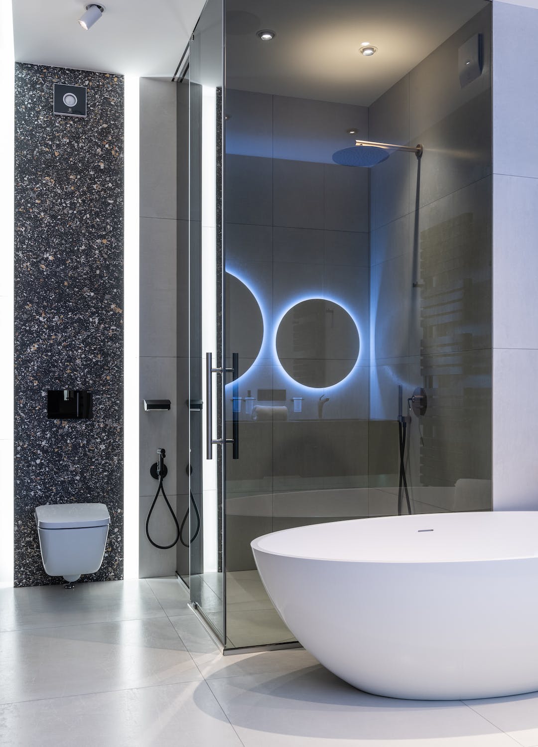 Luxurious Comfort: The Allure of a Thoughtful Bathroom Design
